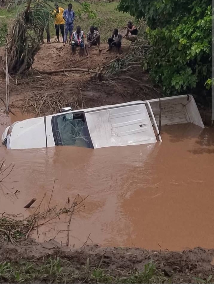 GRIEF IN NIGER STATE AS CATHOLIC PRIEST AND PASSENGER DIE IN FLOOD TRAGEDY